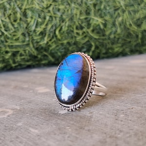 Natural Labradorite Ring, Handmade Silver Ring, 925 Sterling Silver, Dainty Ring, Labradorite Oval Ring, Ring For Women, Wedding Gift Ring