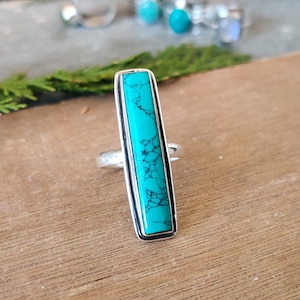 Bague texturée en argent sterling 925 bleu turquoise martelé pour femme, bague rectangulaire faite main avec pierres précieuses longues, cadeau pour elle, articles cadeaux