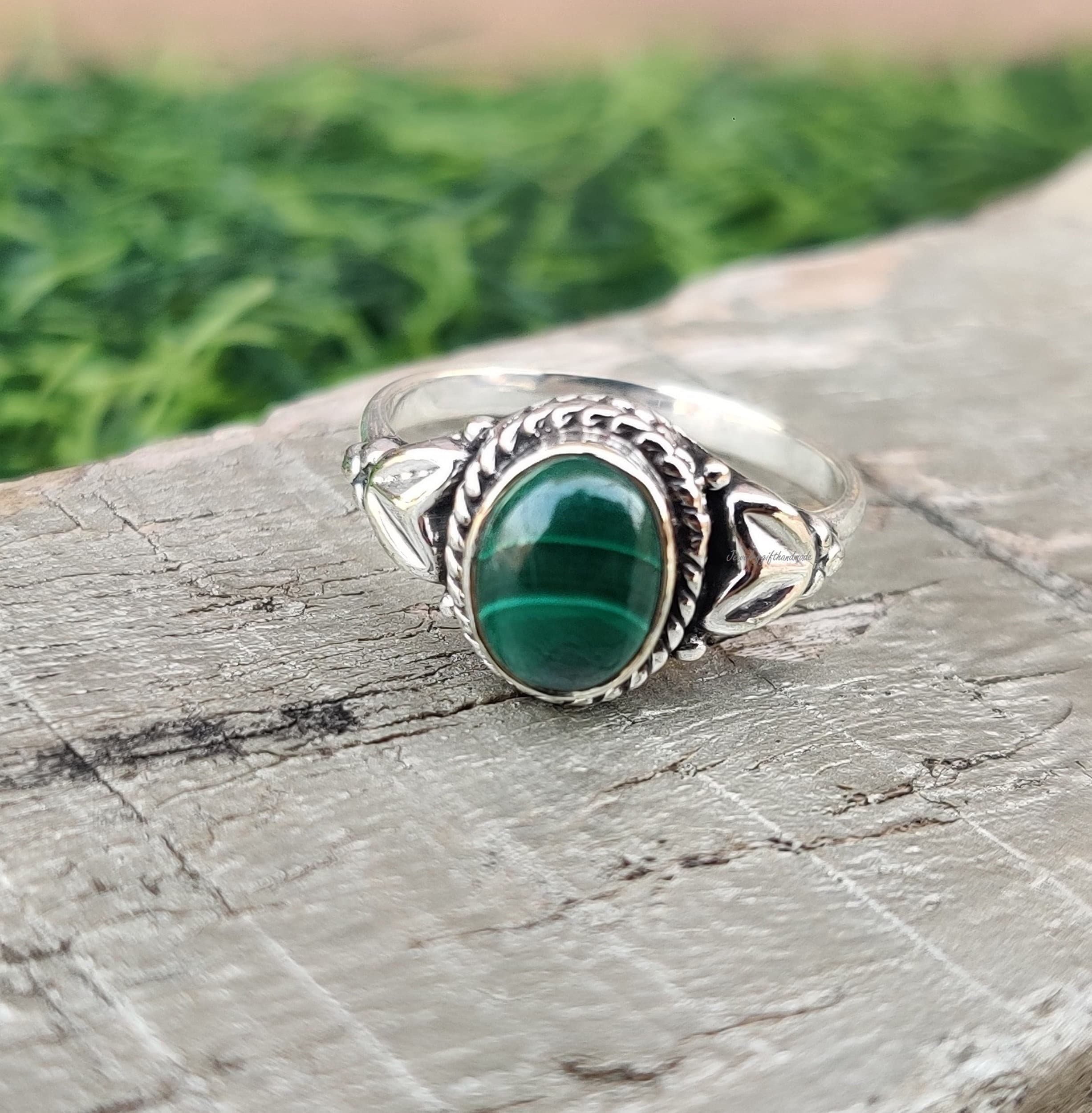 SILVER925 MALACHITE OVAL RING/シルバー/リング Handmade Oval Malachite Ring: 925 Sterling Silver Statement Ring