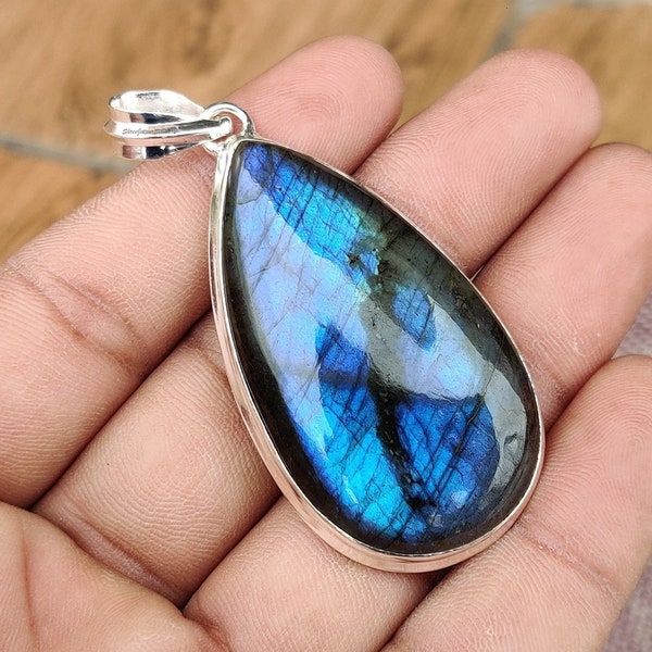 Labradorite pendant,925 sterling silver,Stunning Deep blue labradorite pendant, crystal pendant ,teardrop pendant Gypsy Jewelry Unique Gift