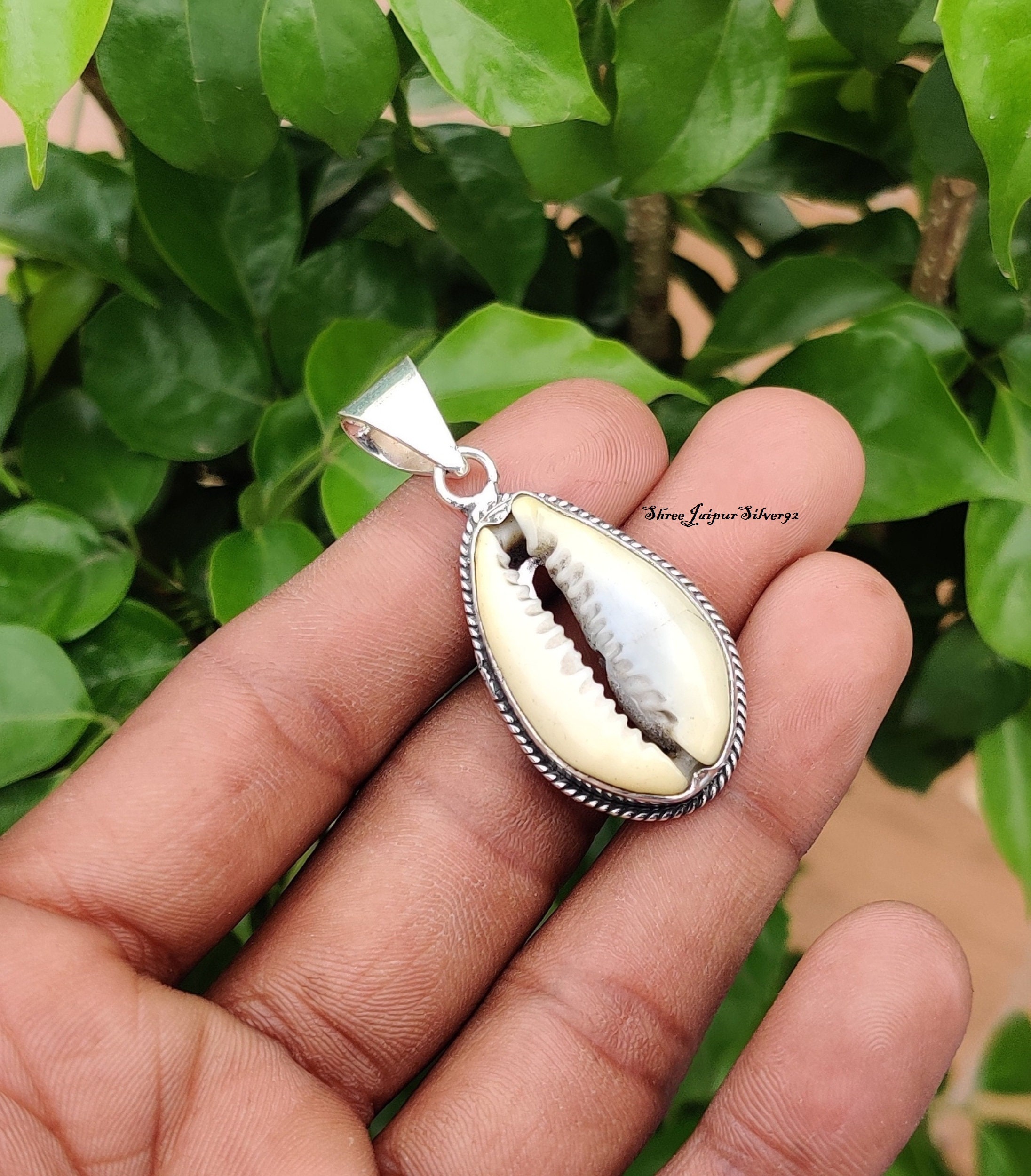 925スターリングシルバータカラガイシェルペンダントステートメント