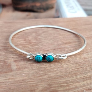 Brazalete turquesa, Brazalete hecho a mano, Brazalete de declaración, Brazalete de piedras preciosas, Brazalete de plata 925, Brazalete boho, Brazalete de mujer, Brazalete turquesa de dos piedras