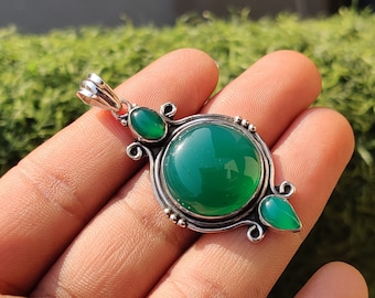 Natural Green Onyx Gemstone Pendant 925 Sterling Silver Boho Pendant