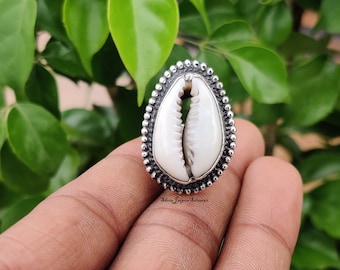 Natural Money Cowrie Sea shell ring, handmade ring, gift ring, Natural Sea shell ring, boho ring, women's ring, statement ring
