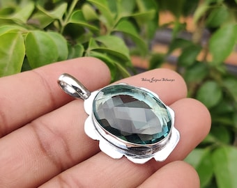 Natural Aquamarine Gemstone Pendant 925 Sterling Silver Designer Pendent