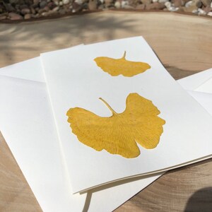 Handgemachte Karte gepresste Gingko Blätter Schmetterlinge zu jedem Anlass