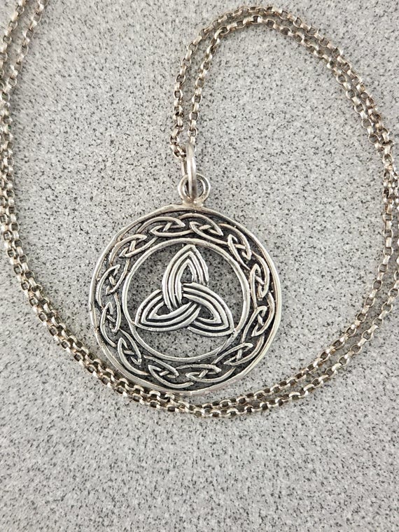 Sterling Silver Celtic Triquetra Pendant Trinity Knot Design