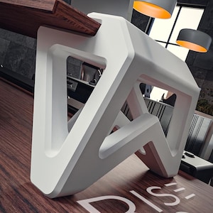 Patas para soporte de monitor RISE: diseño modular impreso en 3D