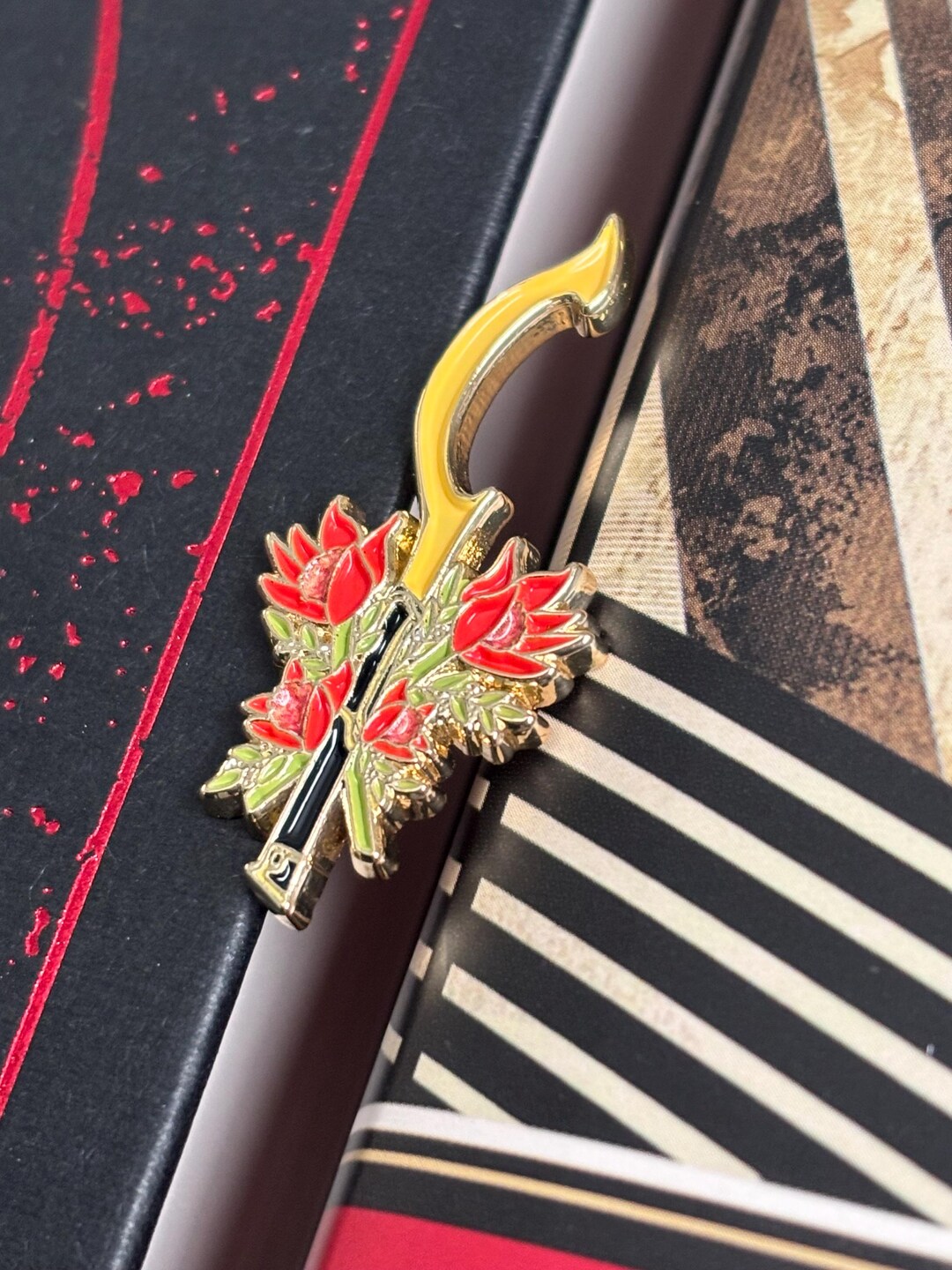 Red Rising Inspired Bookish Pin - Razor Slingblade Haemanthus Pins and ...