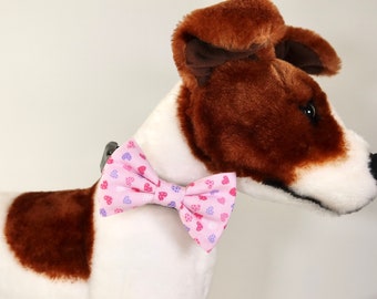 Valentine’s Day Pet Bow Tie – Pink Dog or Cat Bowtie with Heart Print, Over the Collar – Cute Love-Themed Pet Accessory