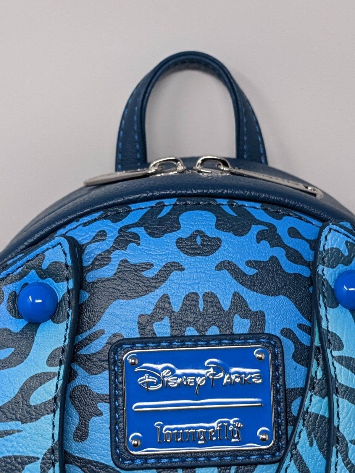 WDW - Loungefly Pandora The World of Avatar Light Up Backpack