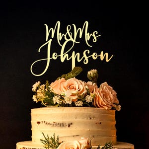 Cake topper for Wedding, Personalized cake topper, Rustic wedding cake topper, Custom Mr Mrs cake topper, Wedding Cake topper, Gold Wedding Gold Metallic