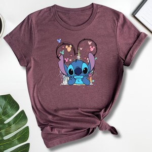 a t - shirt with a stitch stitch stitch stitch stitch stitch stitch stitch stitch stitch