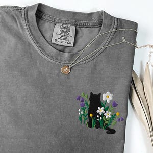 Embroidered Black Cat Cottagecore Shirt, Cute Cat comfort colors shirt, Wildflower botanical, Gift for Cat lover, Gift for Cat mom Daughter