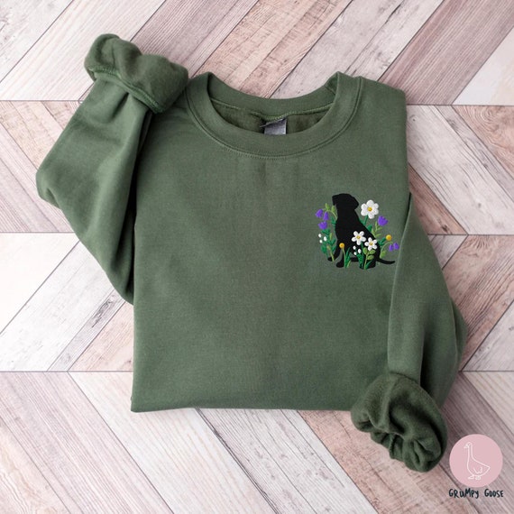 Embroidered Black Lab Cottagecore Sweatshirt, Cute Dog shirt, Wildflower botanical, Gift for Dog lover, Gift for Dog mom, Cool Daughter gift