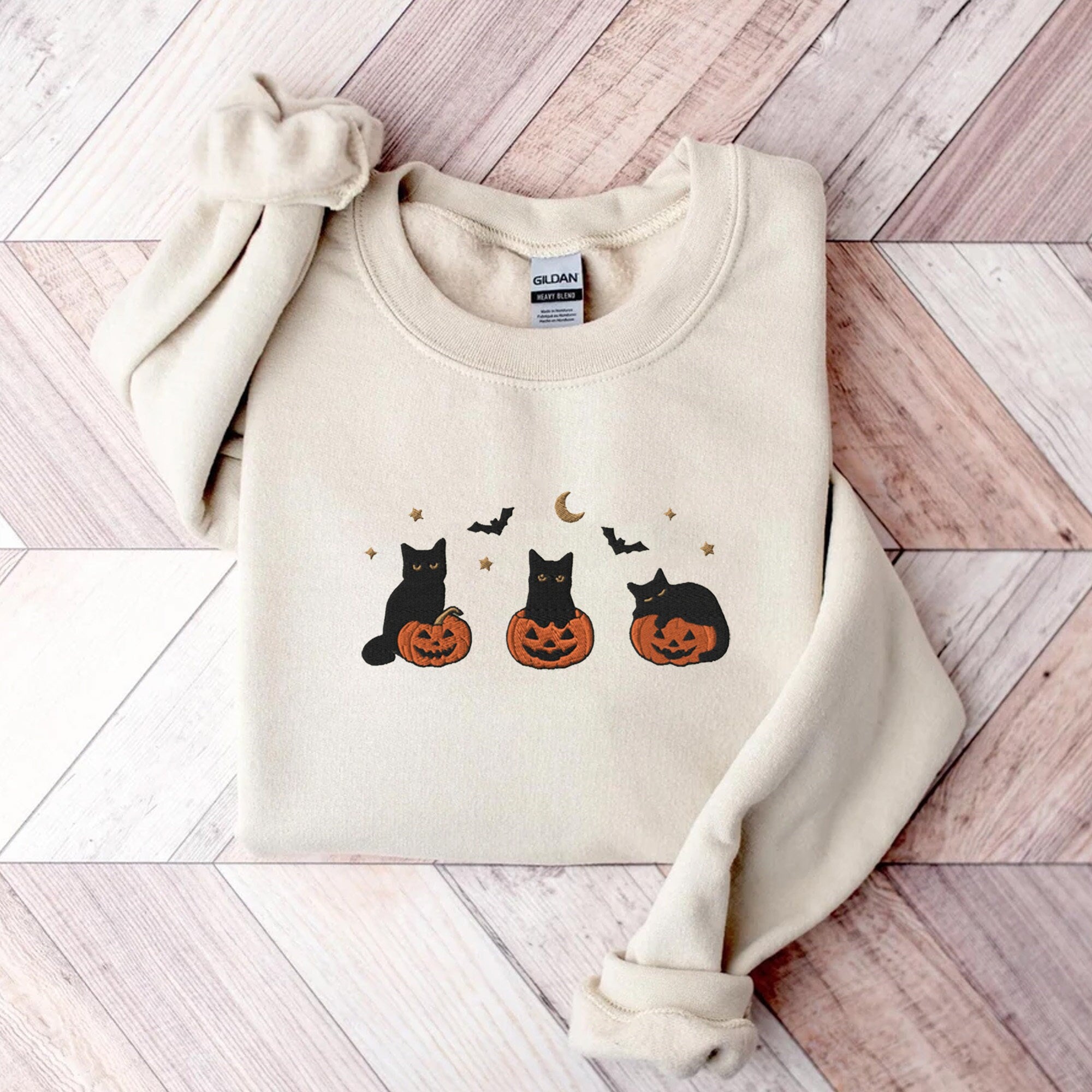 Embroidered Black Cat Sweatshirt, Halloween Sweatshirt, Pumpkin shirt, Fall Sweatshirt for Women, Halloween Crewneck, Spooky Season, Bat top