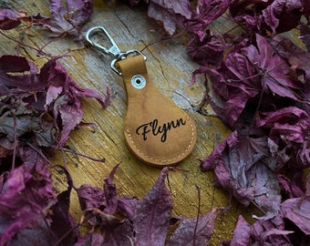 Personalized Airtag holder, Leather Airtag Keyring, Custom Airtag Case, Personalized leather Airtag keychain, Custom Airtag Cat Dog Collar
