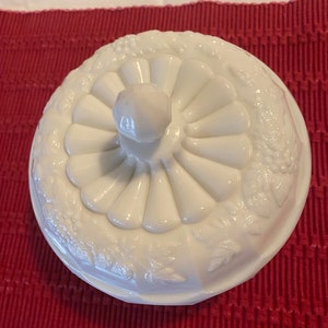 Westmoreland Grape Leaf Covered Bowl