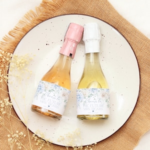 Editable Mini Bridal Shower Champagne Bottle Labels, 3x2 Printable Favor Label Template, Blue Floral Cheers Future Mrs, Love in Bloom, KP634