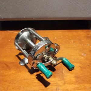 Vintage Pflueger Reel