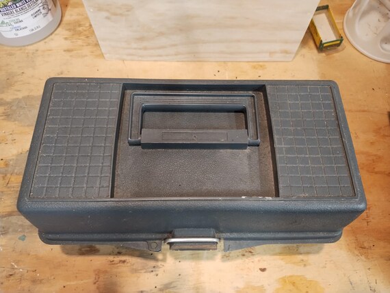 11x14 tackle box Fishing 1951 Patent Print bailed latch Plano Extra Large Three Tray