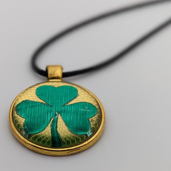 St. Patrick's Day Necklace, Green Shamrock Pendant, Gold Clover Necklace, Bezel Pendant Necklace, Shamrock Jewelry, Lucky Necklace