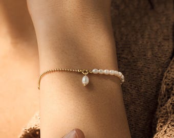 Real Pearl Bracelet, Freshwater Pearl Bracelet – Dainty Pearl Chain Bracelet, Minimalist Jewelry, Bridesmaid Gift, Elegant Wrist Jewelry