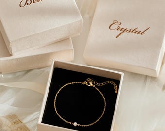 Personalized Pearl Bracelet Set, Custom Name Jewelry Box with Pearl Bracelet, Bridesmaid Proposal Gift, Maid of Honor Thank You Keepsake