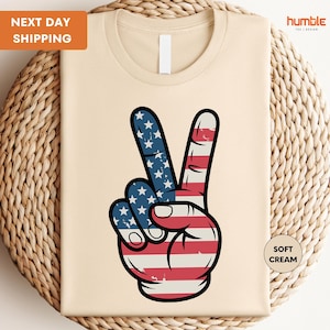Chemise femme vintage patriotique des États-Unis, chemise avec signe de paix, signe de paix à deux doigts, chemise sur le thème patriotique, T-shirt Love USA