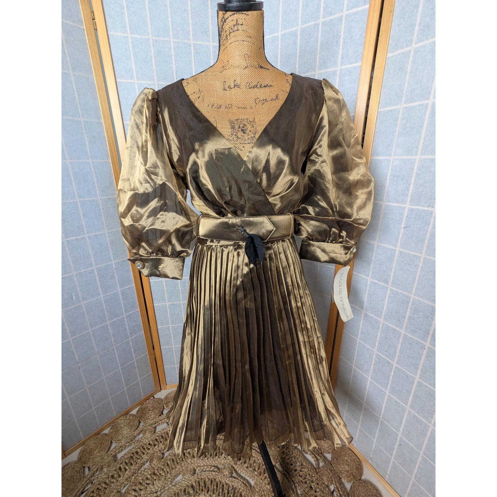 green emerald velvet dress Vintage Victor Costa Gold Lurex Gown - S/6
