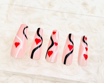 Unhas postiças Heartbeat Press On: unhas postiças com estilo luxuoso e amoroso