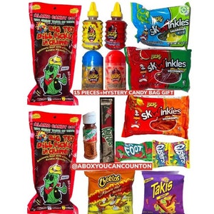 Kit de cornichons à la peau de chamoy Lot de 2 cornichons - Ensemble ultime avec des Skwinkles aromatisés TikTok Alamo Candy Kits de cornichons à la chamoy originaux Halloween Automne
