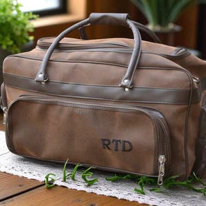 Personalized Leather Duffle Bag, Groomsmen Gift, Men&#39;s Travel Tote, Carry On Luggage, Monogrammed Gym Bag, Ultimate Groomsman Gift Idea