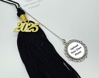 Small Silver Round Graduation Cap Photo Frame Tassel/Car/Bouquet Charm (Upload Your Own Photo)