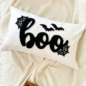 Boo Pillow Cover, Punch Needle Pillow for Halloween Décor and Halloween Gifts, Fall Autumn Décor