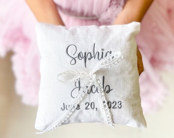 Linen Ring Bearer Pillow for Wedding with Couples Names and Wedding Date, Embroidered Ring Bearer Pillow