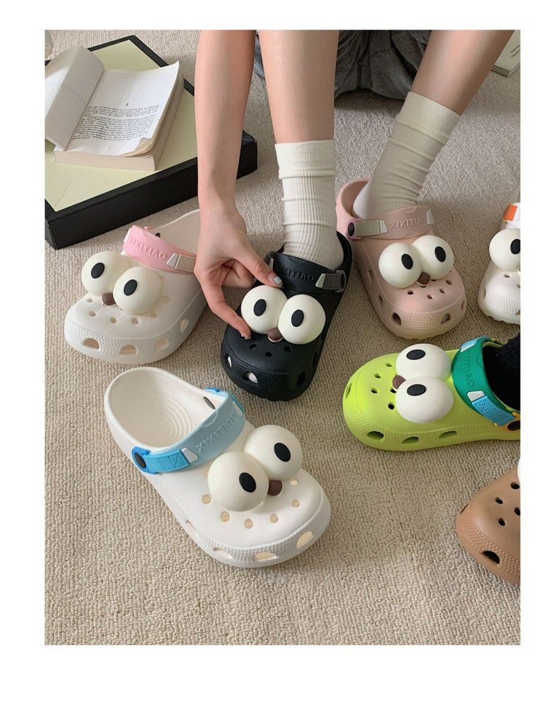 Bigeyes Dog Cartoon Croc Jibbitz Shoe Charms Set of 2pcs Googly Wiggly