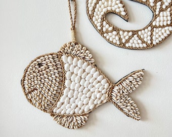 Fish Nursery Decor, shell Nursery Decor, Children’s Wall Decor, Ocean Theme Nursery, Beach Nursery Decor, Shell Wall Hanging