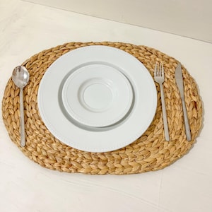 Oval placemats , wicker placemat, natural woven placemat, seagrass placemat, oval placemat, waterhyacint placemats, Rustic Placemats