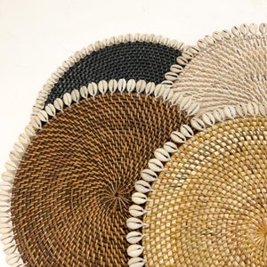 Rattan Shell Placemats - Round Placemats -  Rattan placemat - Wicker round placemat - Woven Placemat - Bohemian placemats - Rustic placemat