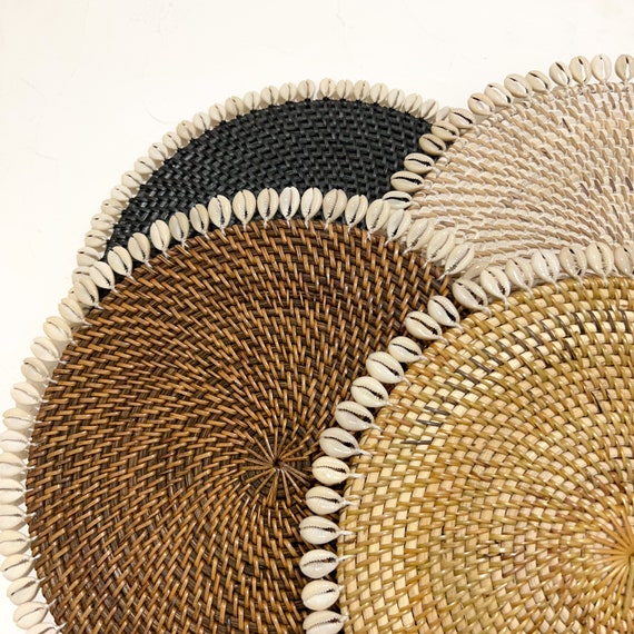 Rattan Shell Placemats - Round Placemats -  Rattan placemat - Wicker round placemat - Woven Placemat - Bohemian placemats - Rustic placemat