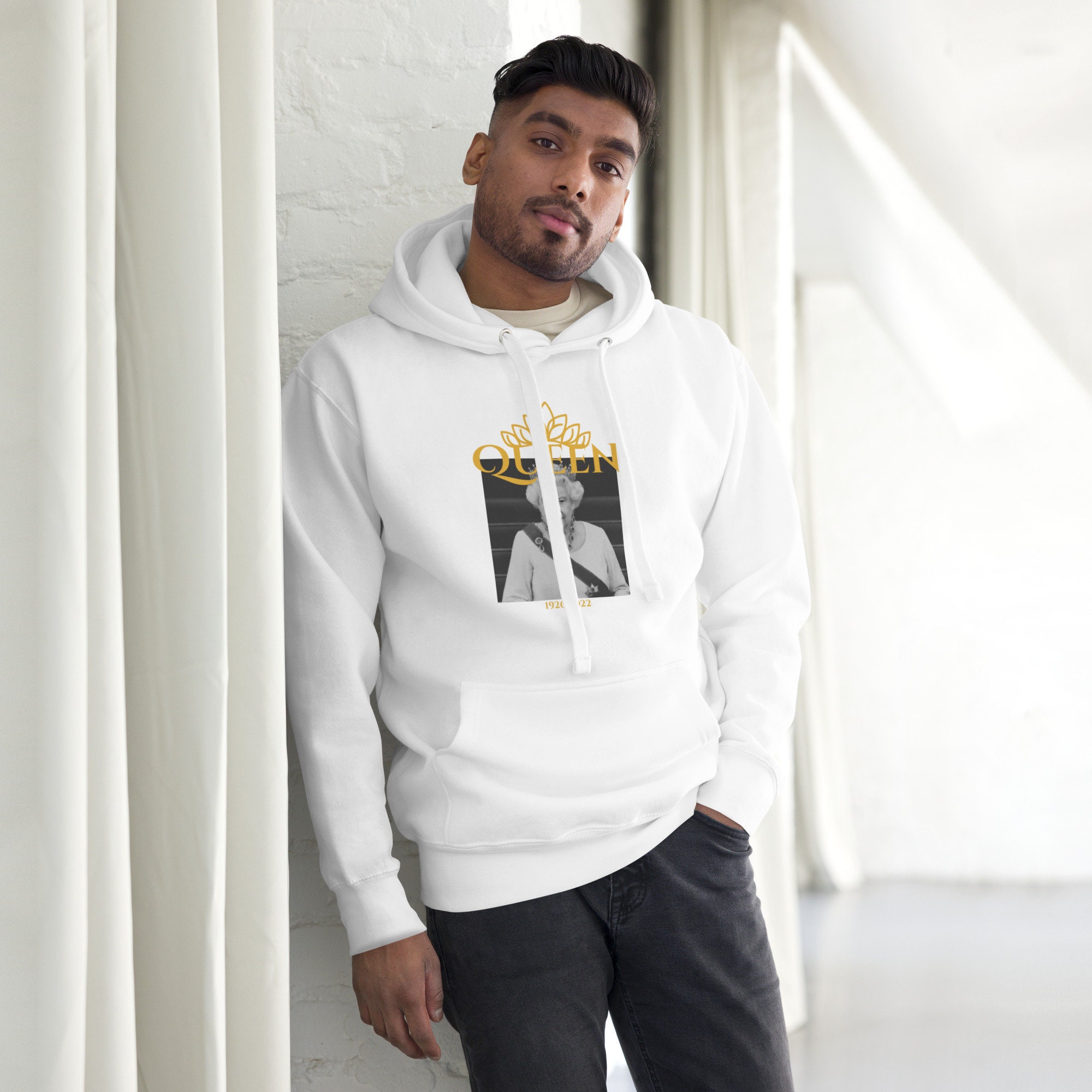 Discover R.I.P Queen Elizabeth II Unisex Hoodie