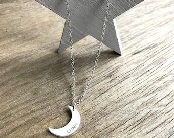 Collana Luna in argento sterling: gioielli celestiali personalizzati