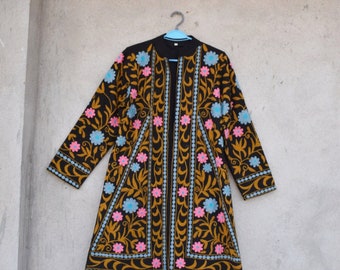 Giacca donna Suzani /Suzani Kimono Robe / Giacca Boho tradizionale vintage / Giacca trapuntata in cotone / Cappotto ricamo / regalo per lei + regalo gratuito