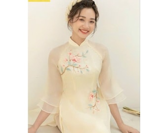 White ao dai embroidered with flowers,Pre-make Vietnamese Traditional Ao Dai with pants for Girls Women ao dai birthday holiday party