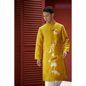 Pre-make Vietnamese Traditional Ao Dai, Innovative yellow men&#39;s Ao Dai with Traditional motifs  for boy men&#39;s party Ao Dai no pant