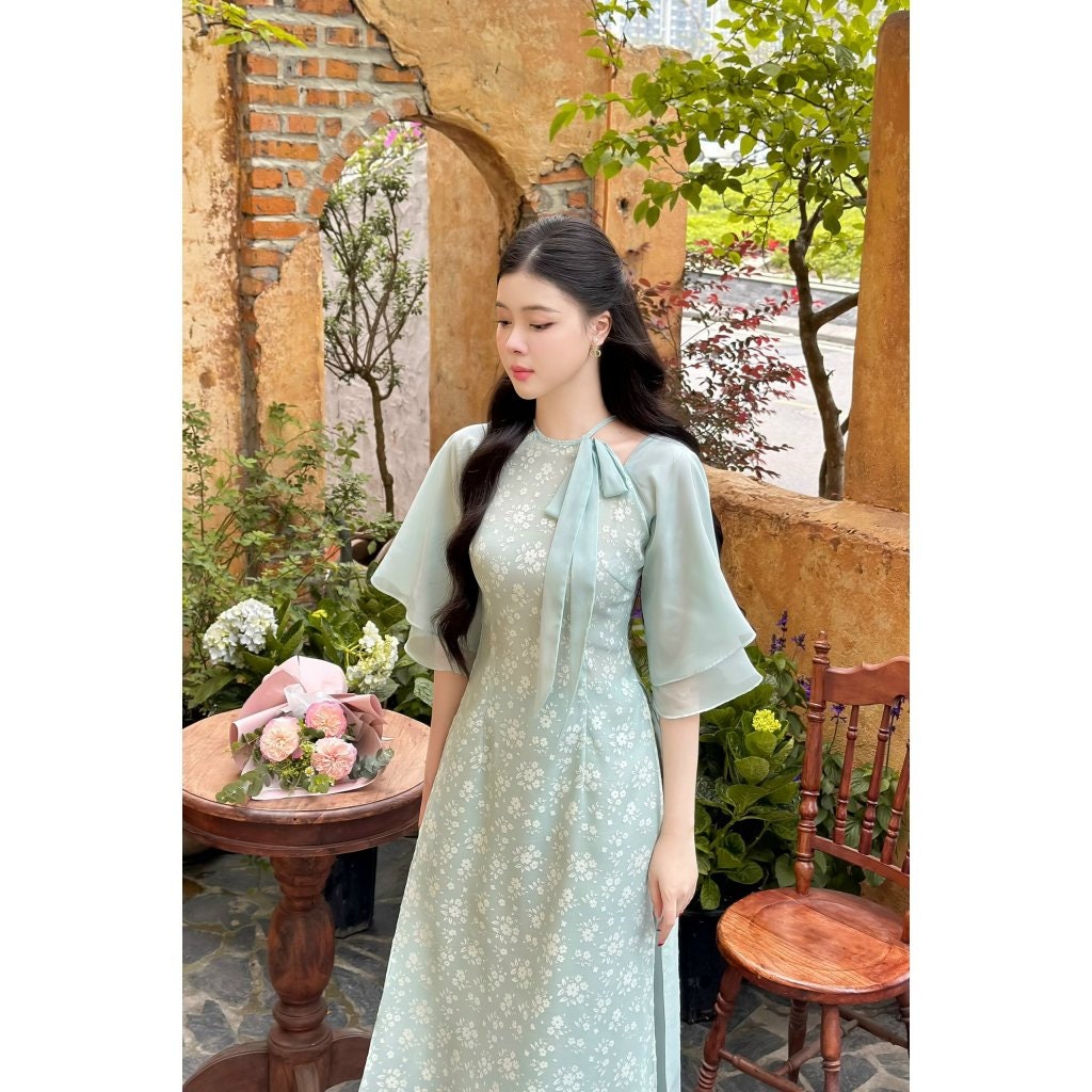 j*y様 日本版アオザイ 美しい ただただ美しい レオナール ネイビー 花柄ワン j*y様 日本版アオザイ 美しい ただただ美しい レオナール