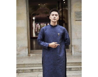 Pre-make Vietnamese Traditional Ao Dai, Innovative navy blue men&#39;s Ao Dai with Traditional motifs for boy men party Ao Dai New Year no pant