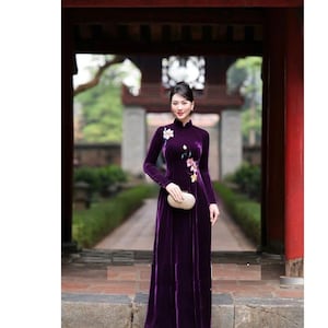 Embroidered  flowers velvet ao dai,  Pre-make Vietnamese Traditional Ao Dai, purple Ao Dai with pant for Girls Women ao dai wedding party