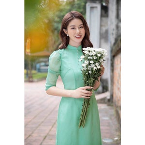 Pre-make Vietnamese Traditional Ao Dai, green ao dai, Hands shiny silk HIGH-CLASS with pants for Women girl Ao Dai